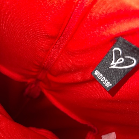 Windsor Red long dress size 1/2 - Picture 12 of 12